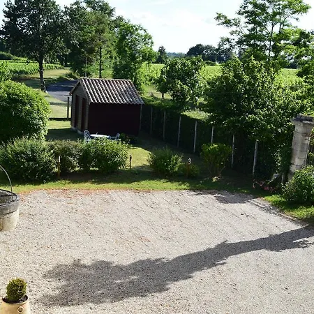 Chateau Les Tours Seguy Bed & Breakfast Saint-Ciers-de-Canesse