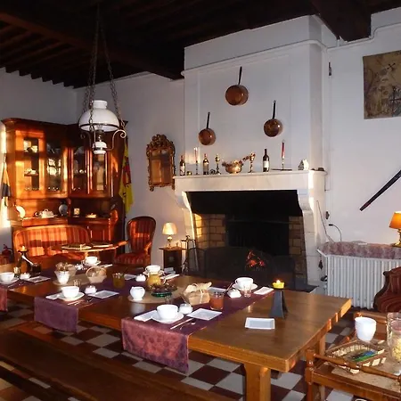 Chateau Les Tours Seguy * Saint-Ciers-de-Canesse