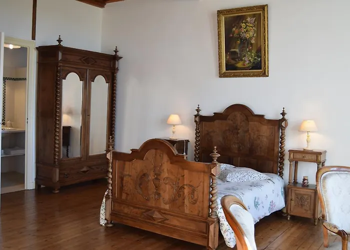 Chateau Les Tours Seguy Saint-Ciers-de-Canesse