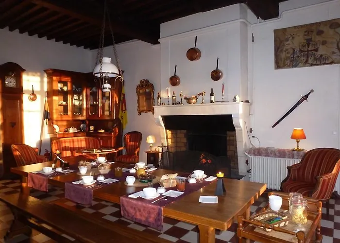 Chateau Les Tours Seguy * Saint-Ciers-de-Canesse